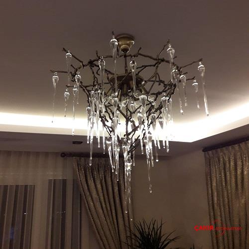 Aerin Jacqueline Pirinç Dallı Buz Sarkacı Stili Avize