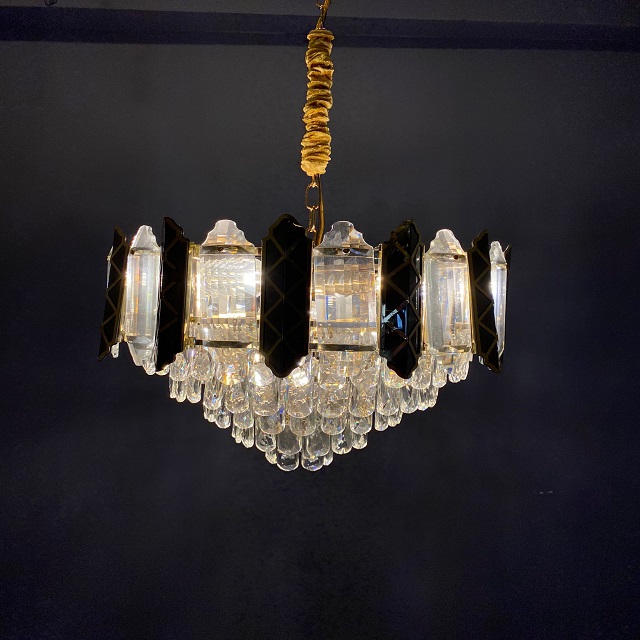 ثريا حجرية كريستالية بيضاوية من الكريستال